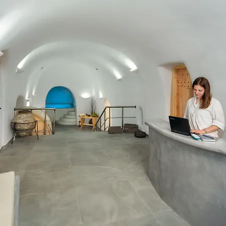 Anatoli & サントリーニ