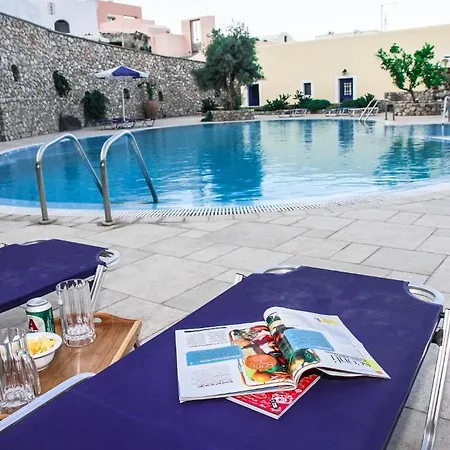 Anatoli & サントリーニ