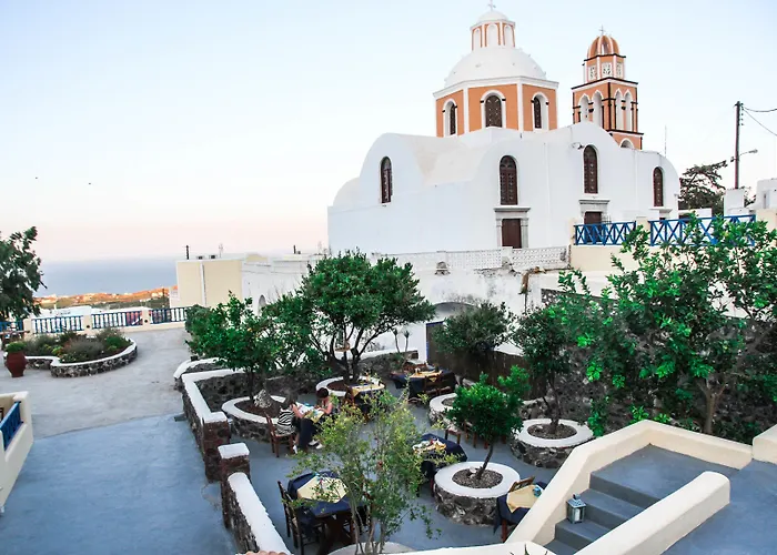 Anatoli & 3* Тира