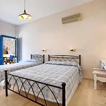 Anatoli & Hotel Fira (Santorini)
