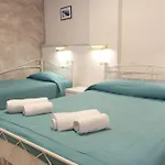 Hotel Anatoli & Fira (Santorini)