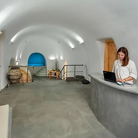 Anatoli & Hotel