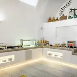 Anatoli & Fira (Santorini)
